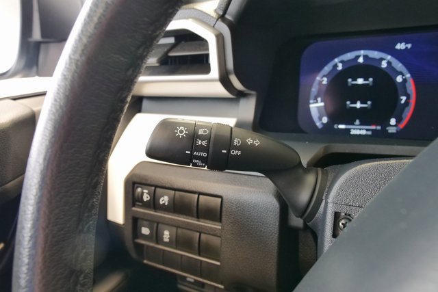 Used 2024 Toyota Tacoma TRD Off-Road image 27