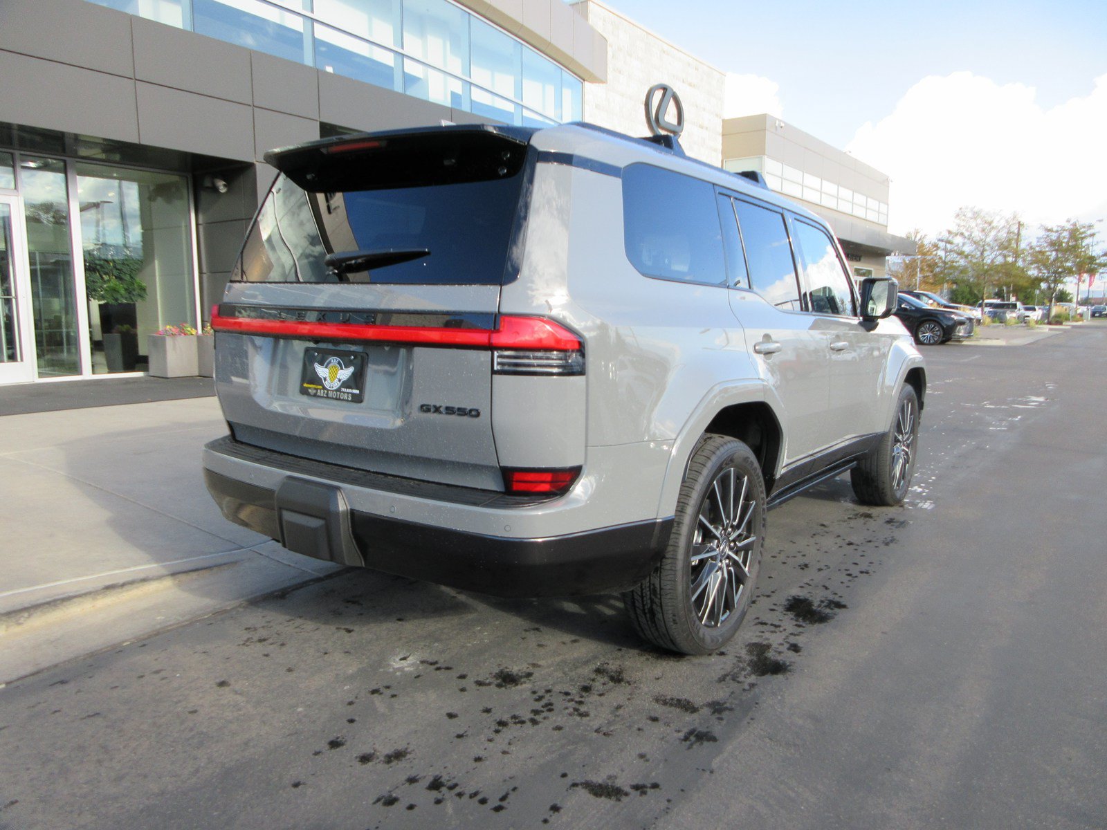 Used 2026 Lexus GX 550 w/ Cold Area Package AWD/4WD image 9