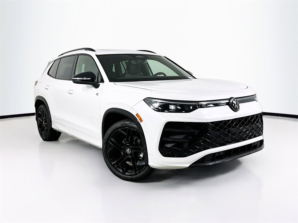 New 2025 Volkswagen Tiguan SE R-Line