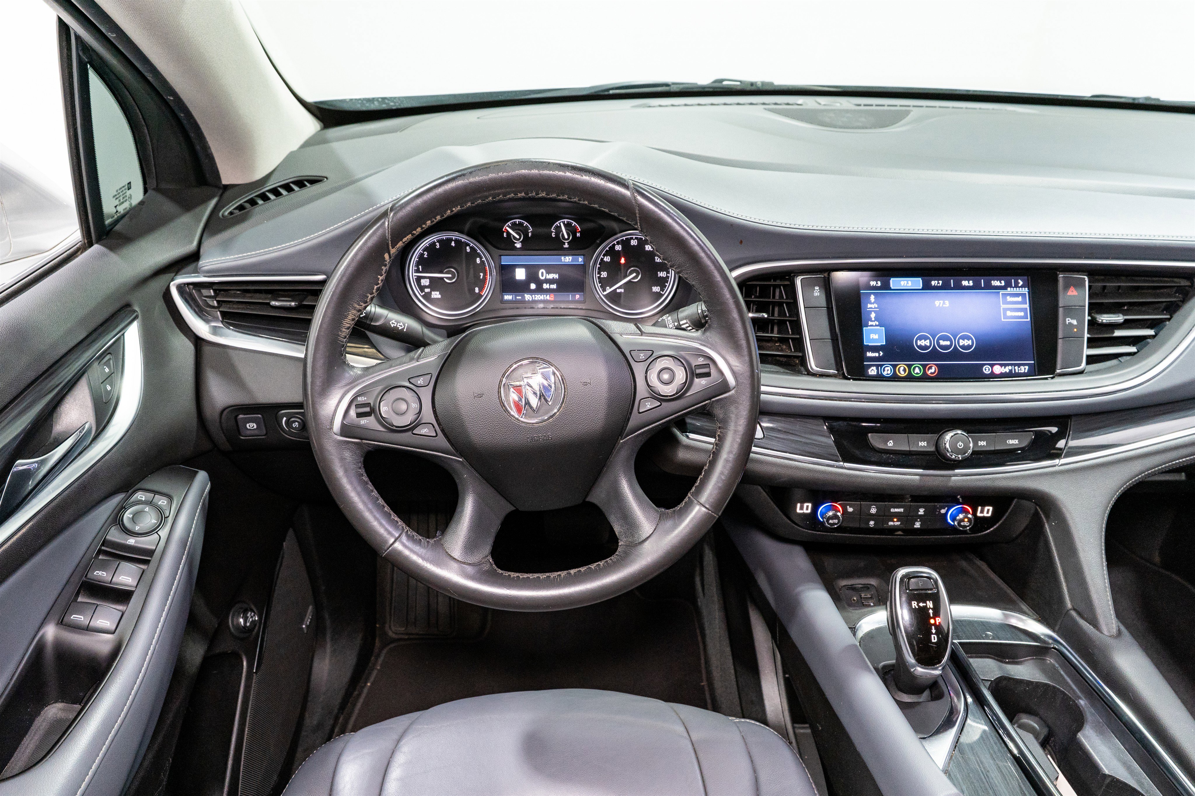 Used 2020 Buick Enclave Essence w/ Sound and Sites Package image 11