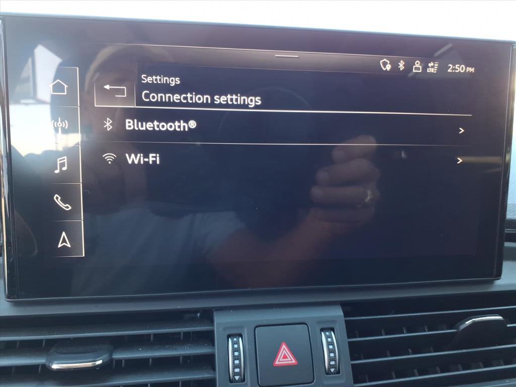 Used 2021 Audi Q5 Prestige w/ Prestige Package image 12