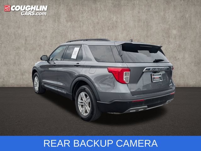 Used 2023 Ford Explorer XLT w/ Equipment Group 202A AWD/4WD image 6