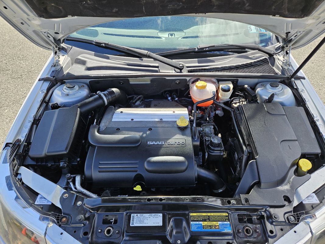 Used 2009 Saab 9-3 2.0T image 25
