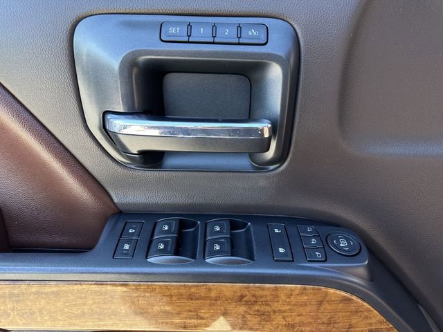 Used 2016 Chevrolet Silverado 1500 High Country w/ High Country Premium Package AWD/4WD image 22