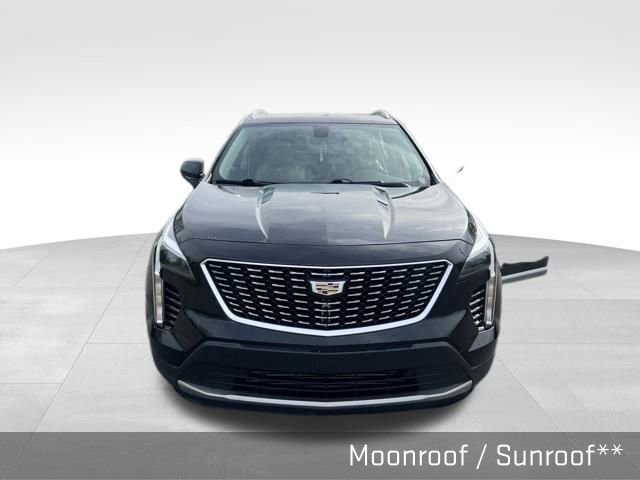 Used 2019 Cadillac XT4 Premium Luxury w/ Cold Weather Package image 2