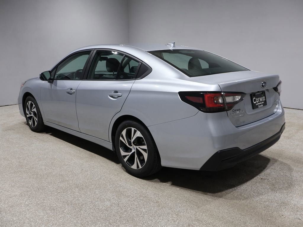 Used 2025 Subaru Legacy Premium image 4