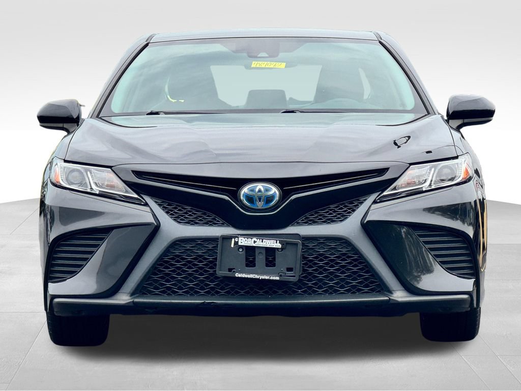 Used 2019 Toyota Camry SE FWD video 2