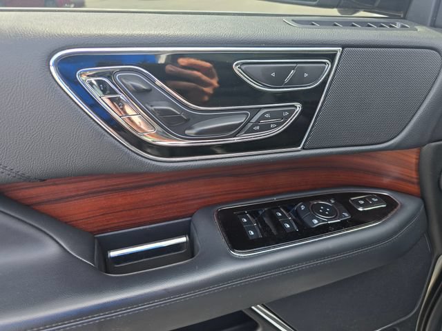Used 2023 Lincoln Navigator Reserve AWD/4WD image 19