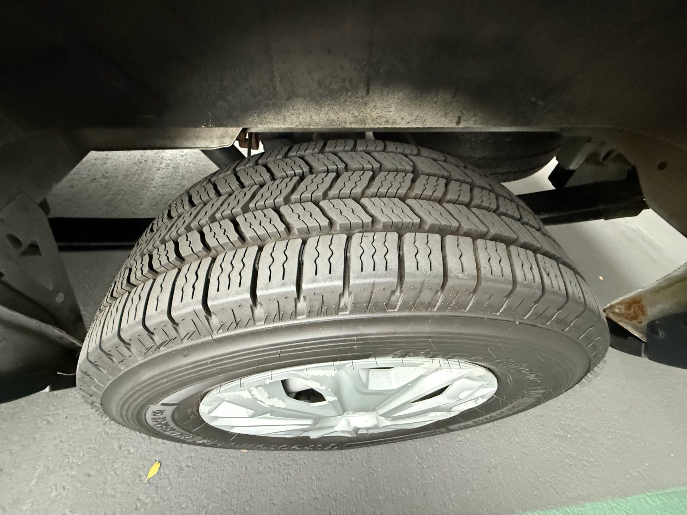 Used 2018 Ford Transit 250 148 Medium Roof w/ Interior Upgrade Package image 10