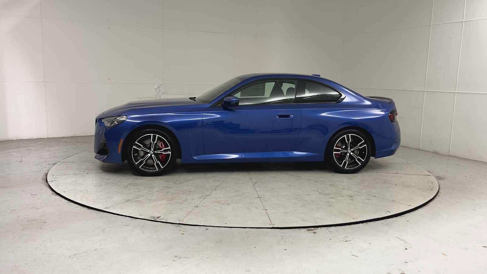 New 2026 BMW 230i xDrive Coupe w/ Premium Package AWD/4WD image 5