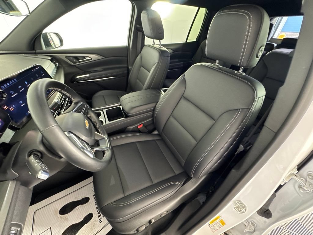 Certified 2026 Chevrolet Traverse LT AWD/4WD image 23