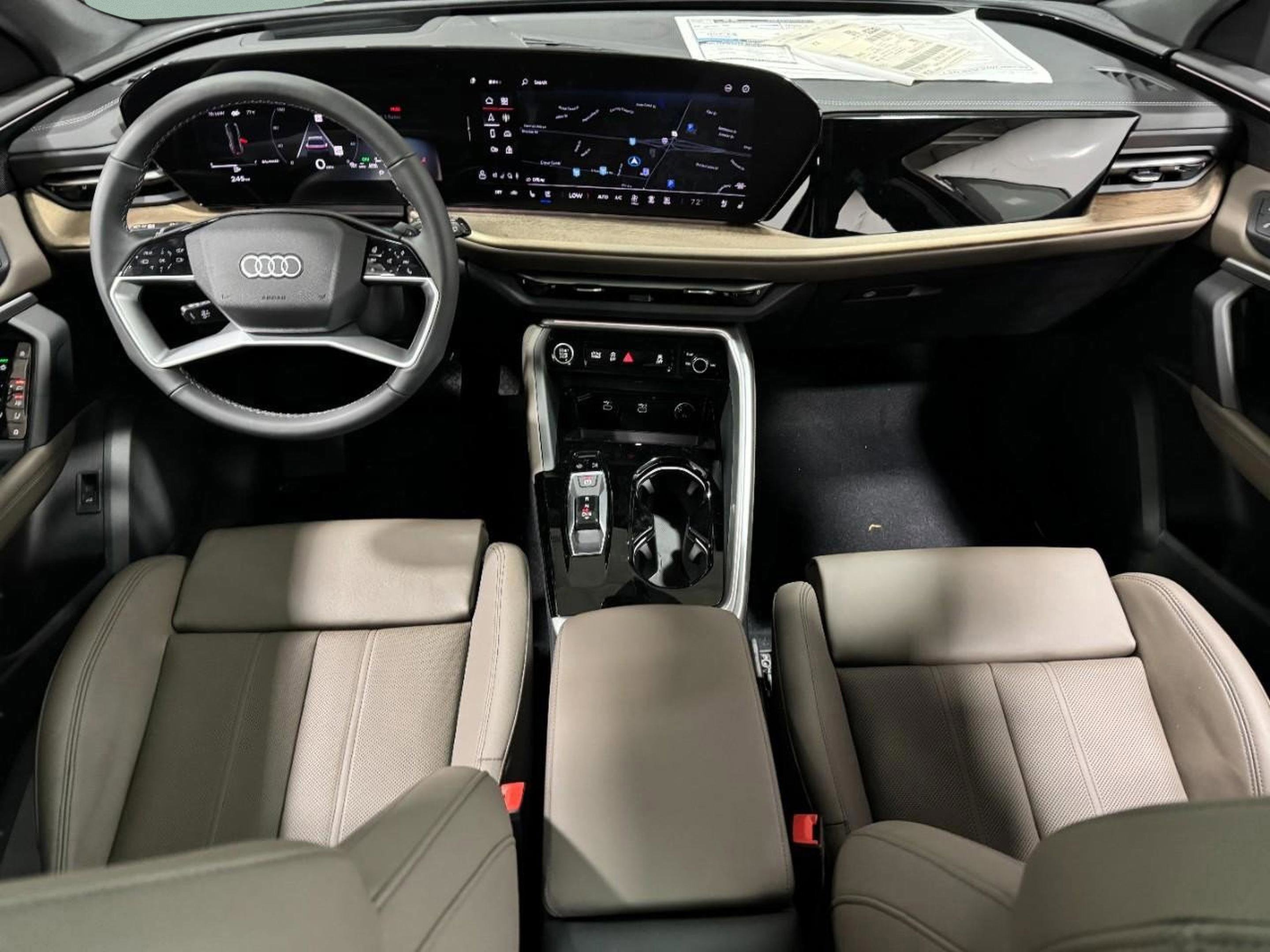 New 2025 Audi Q5 Premium Plus image 11