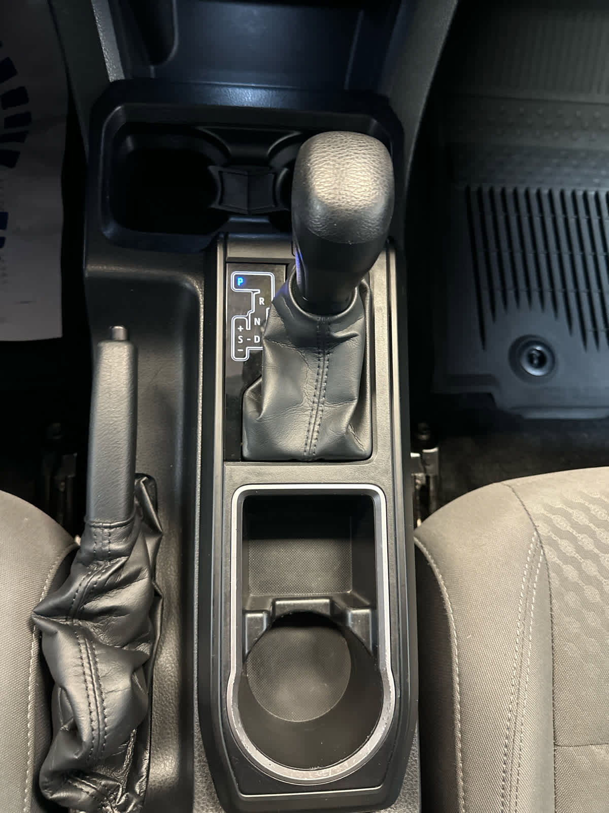 Used 2023 Toyota Tacoma SR AWD/4WD image 29