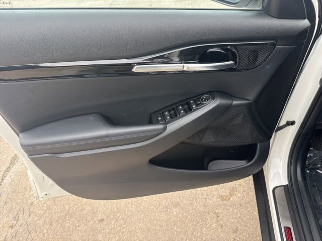 Used 2023 Kia Seltos S image 12