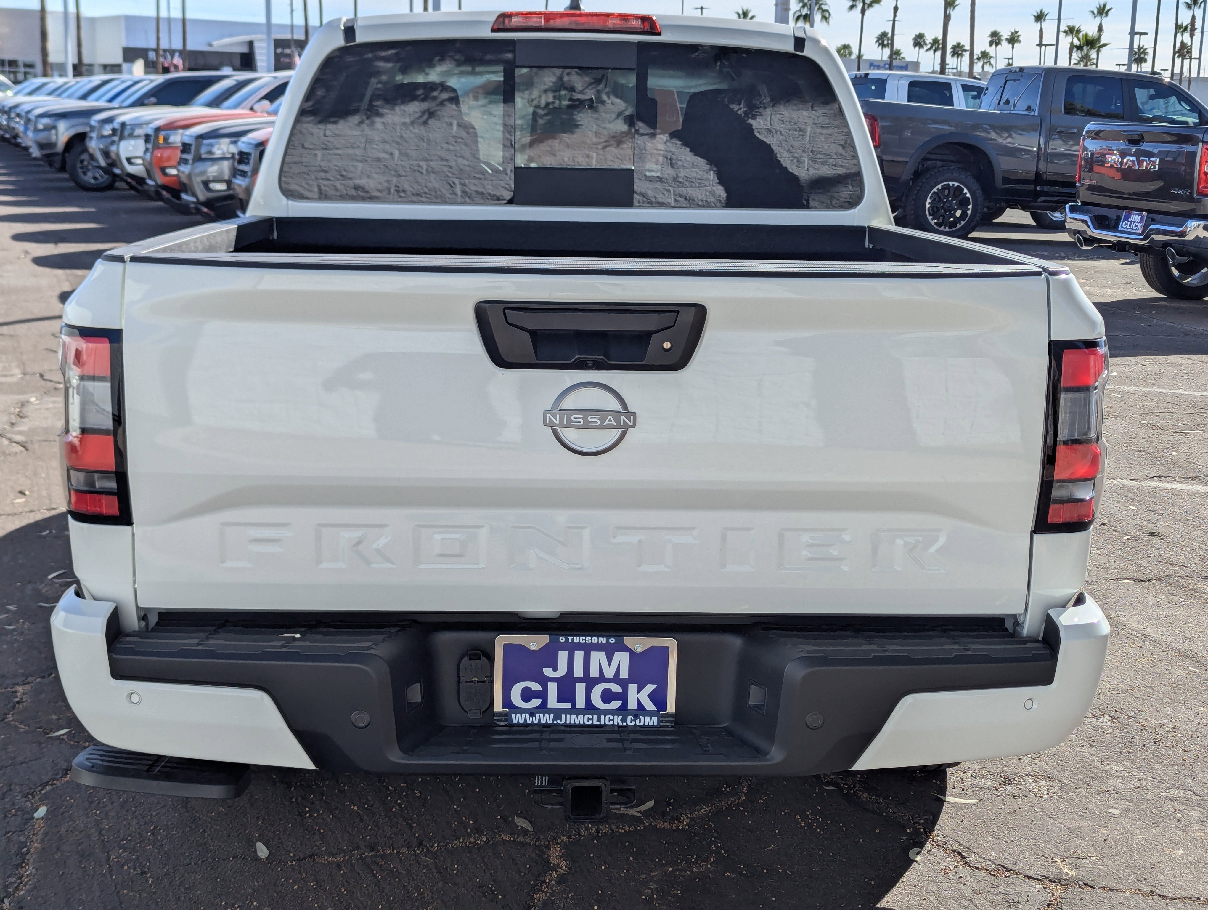 New 2026 Nissan Frontier SV image 3