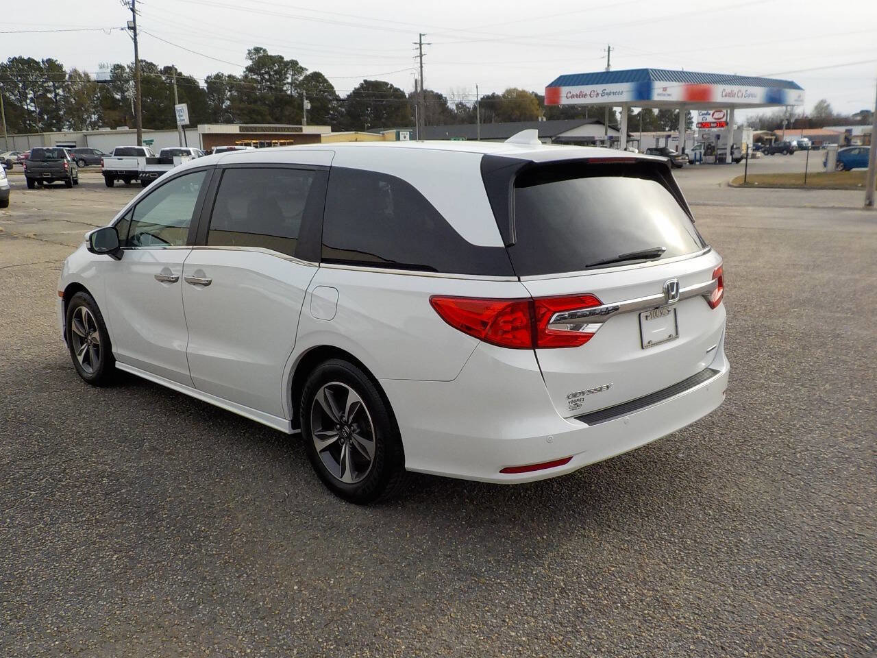 Used 2020 Honda Odyssey Touring image 3