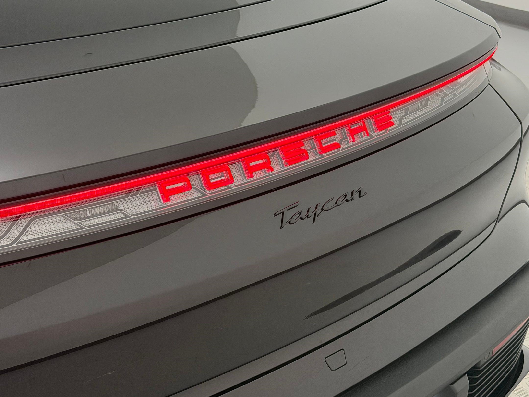 New 2026 Porsche Taycan RWD image 33