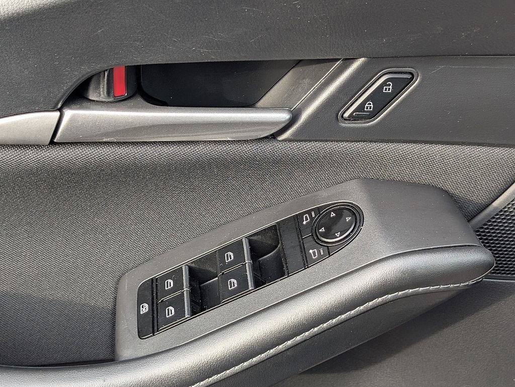 Used 2023 MAZDA CX-30 AWD 2.5 S image 28