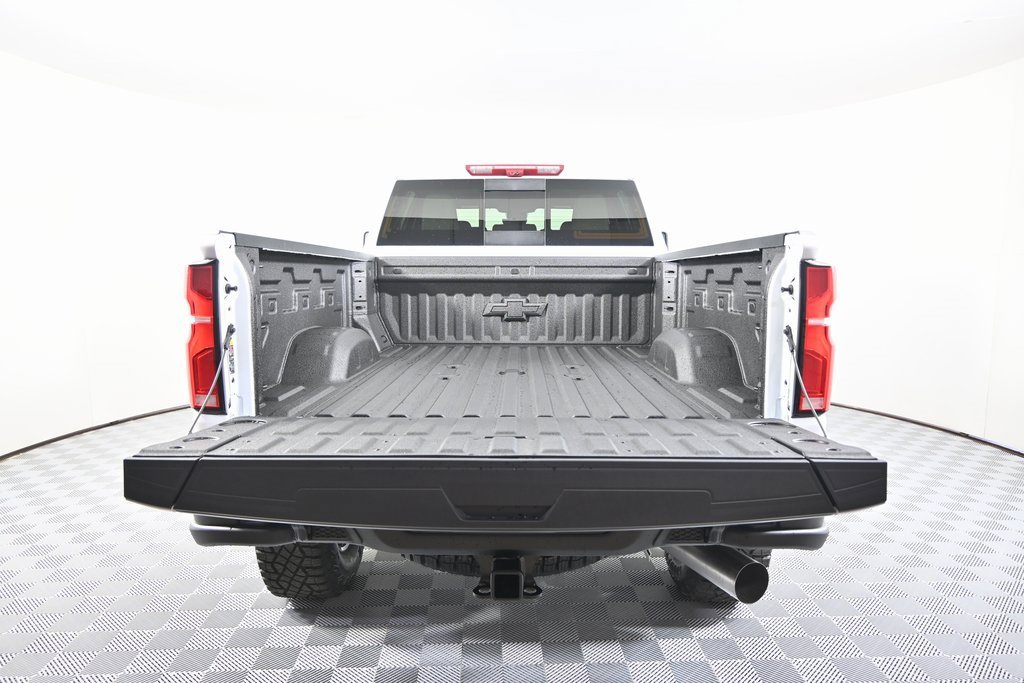 New 2026 Chevrolet Silverado 2500 ZR2 image 6