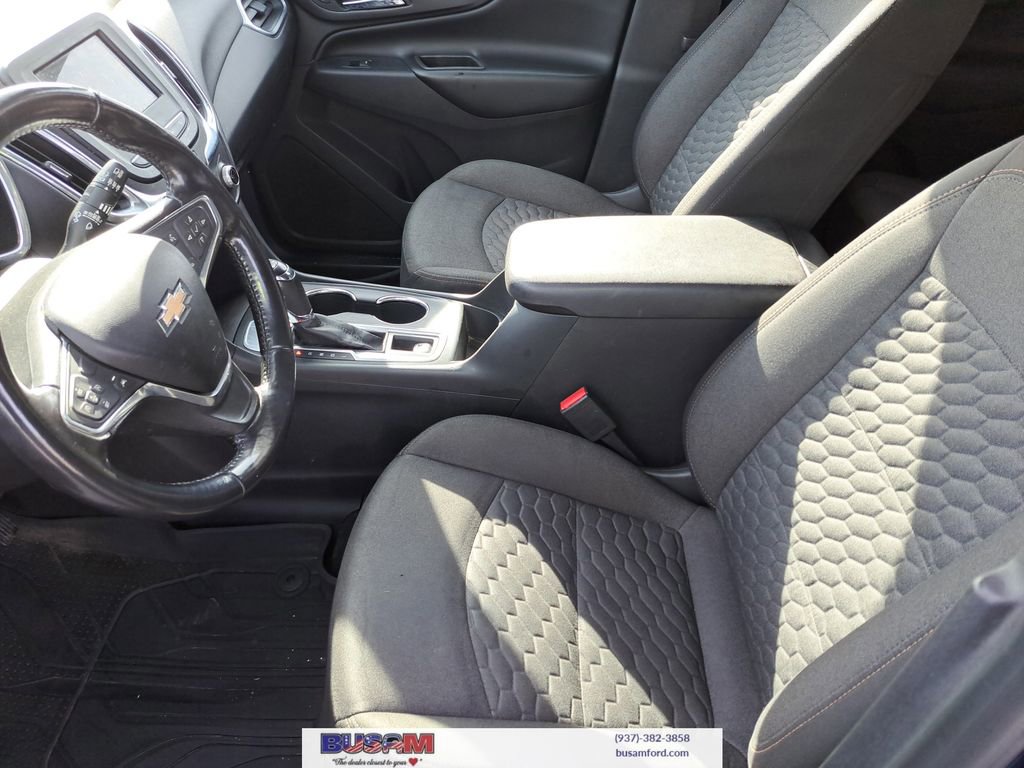 Used 2019 Chevrolet Equinox LT w/ Driver Convenience Package image 11