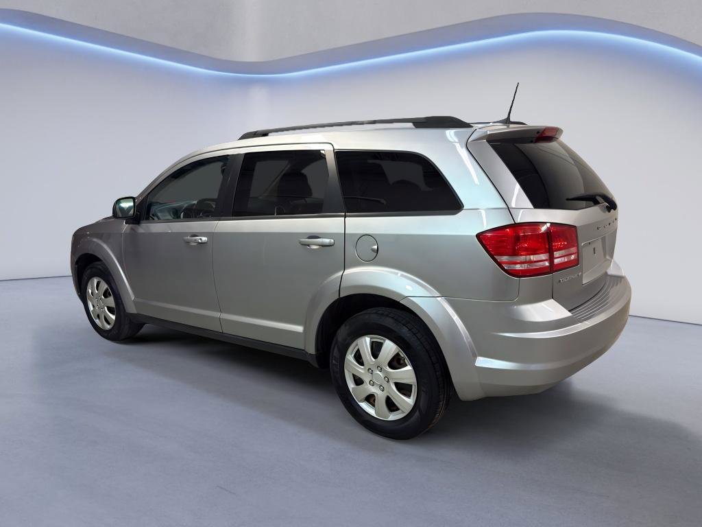 Used 2018 Dodge Journey SE w/ Popular Equipment Group FWD image 4