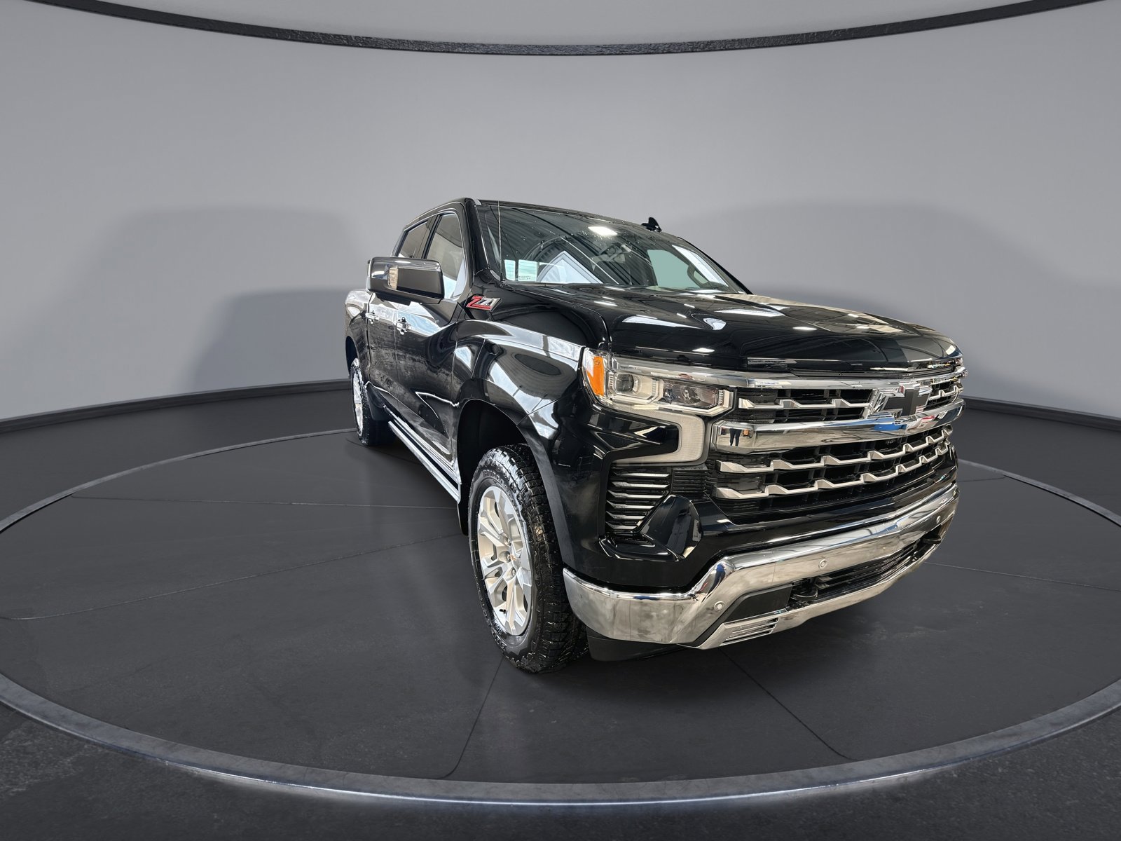 New 2026 Chevrolet Silverado 1500 LTZ w/ Technology Package AWD/4WD image 16