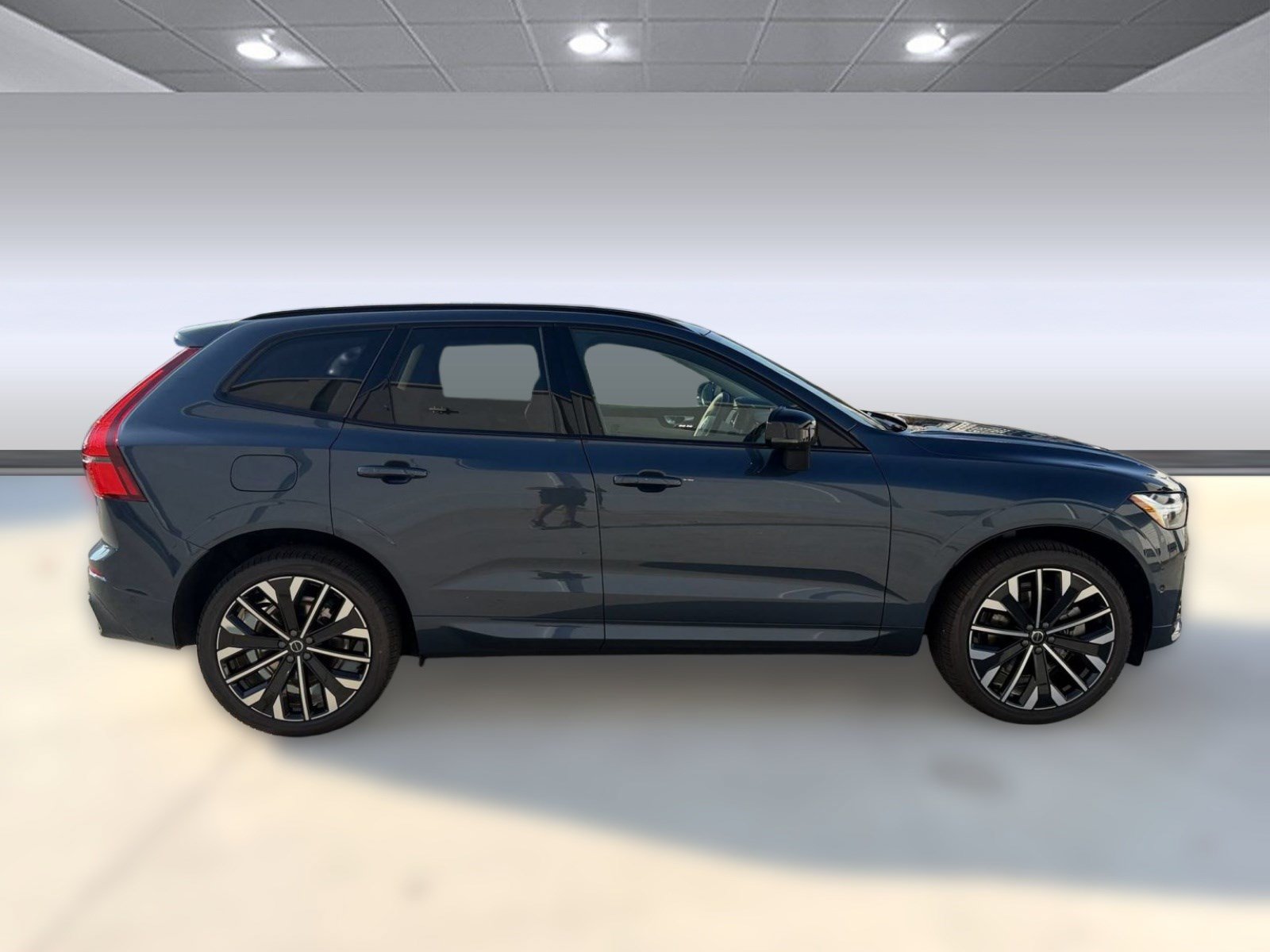 New 2026 Volvo XC60 T8 Ultra w/ Climate Package AWD/4WD image 8