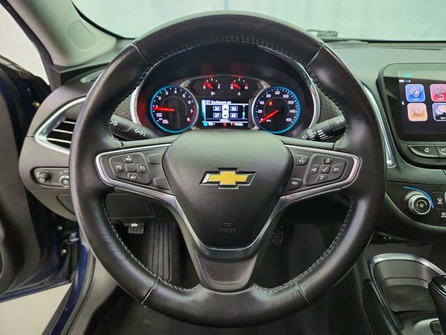 Used 2017 Chevrolet Malibu LT FWD image 12