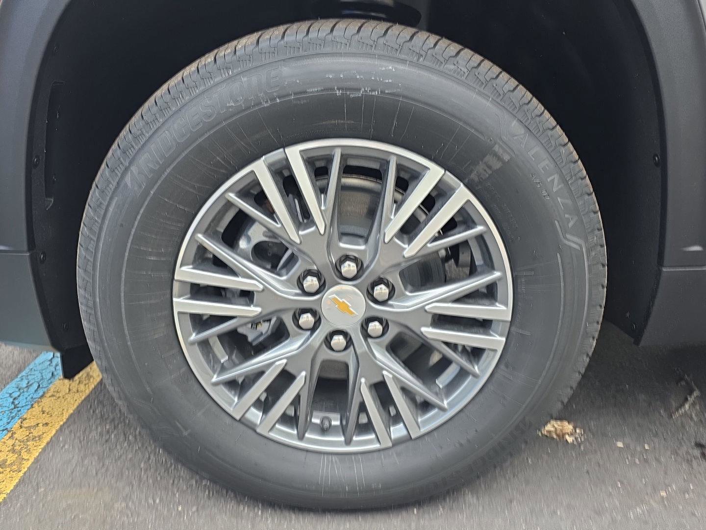 New 2026 Chevrolet Traverse LT image 10