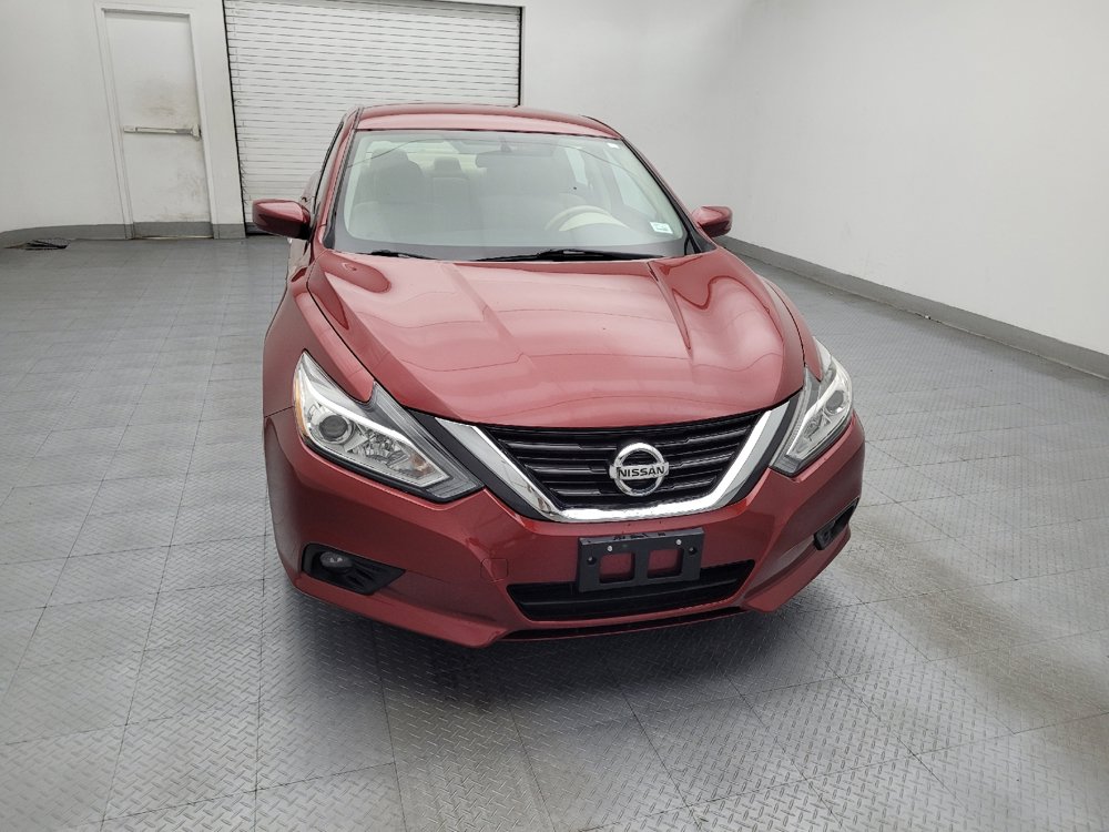 Used 2016 Nissan Altima 2.5 SV FWD image 14