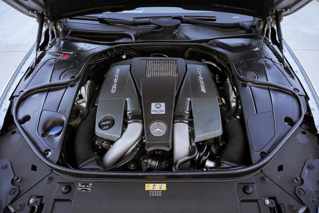 Used 2015 Mercedes-Benz S 63 AMG 4MATIC Coupe w/ Driver Assistance Package image 21