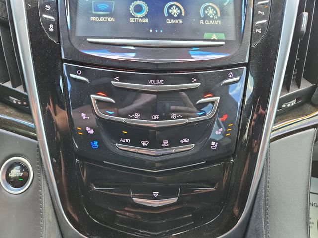 Used 2018 Cadillac Escalade Platinum AWD/4WD image 28