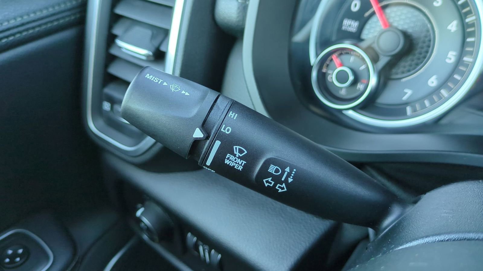 Used 2020 RAM 1500 Laramie w/ Sport Appearance Package image 32