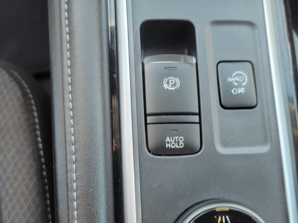 Used 2024 Nissan Pathfinder SV AWD/4WD image 33