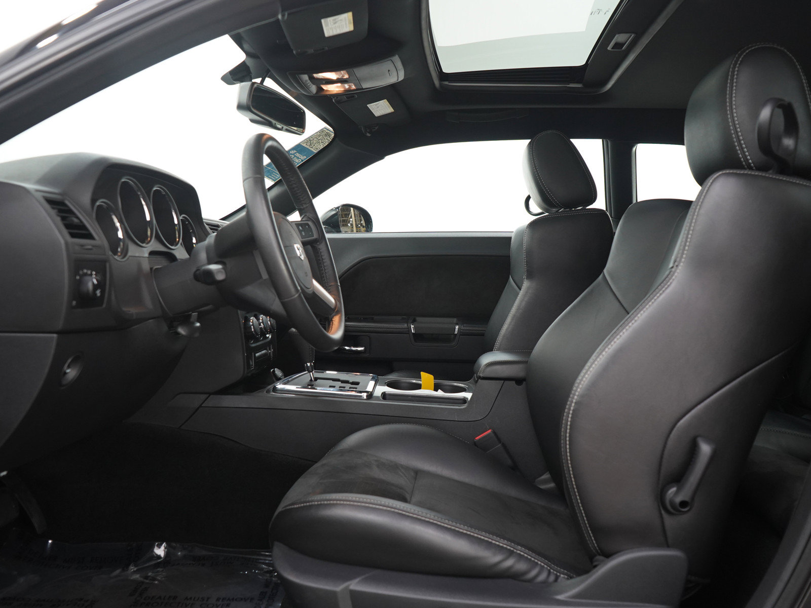 Used 2008 Dodge Challenger SRT8 RWD image 20