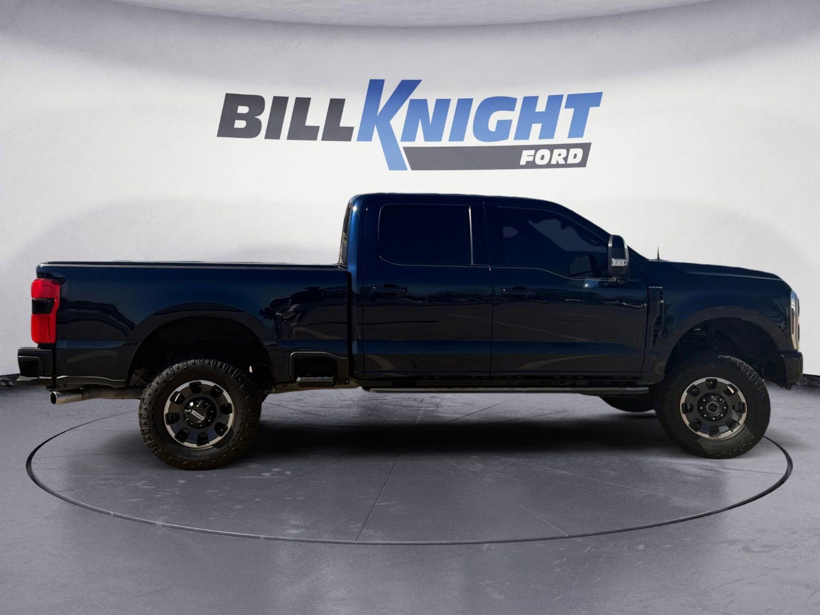 Used 2024 Ford F250 Platinum w/ Tremor Off-Road Package image 6