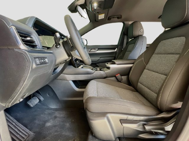 New 2027 GMC Terrain Elevation FWD image 15