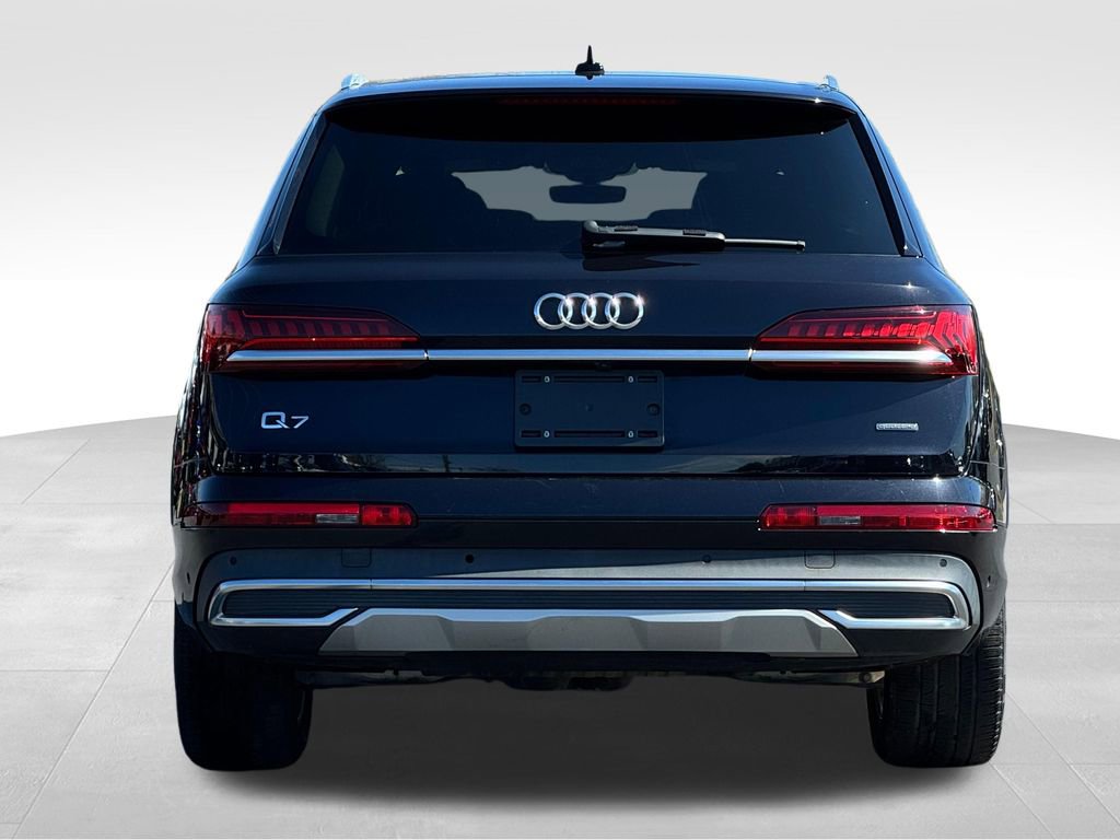 Used 2021 Audi Q7 3.0T Premium AWD/4WD image 6