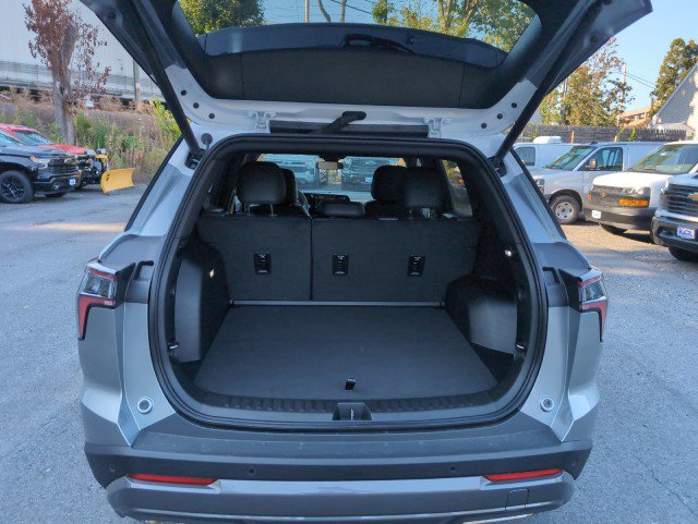 New 2026 Chevrolet Equinox ACTIV w/ Convenience Package III image 19