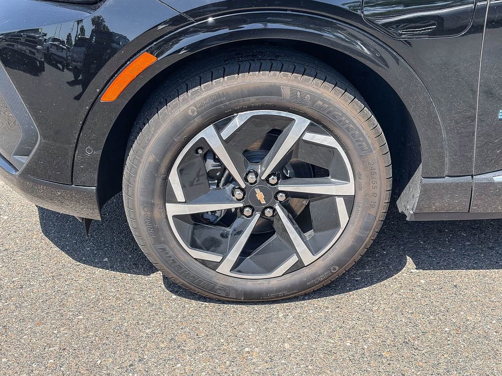 Used 2024 Chevrolet Equinox EV LT w/ Active Safety Package 3 AWD/4WD image 7