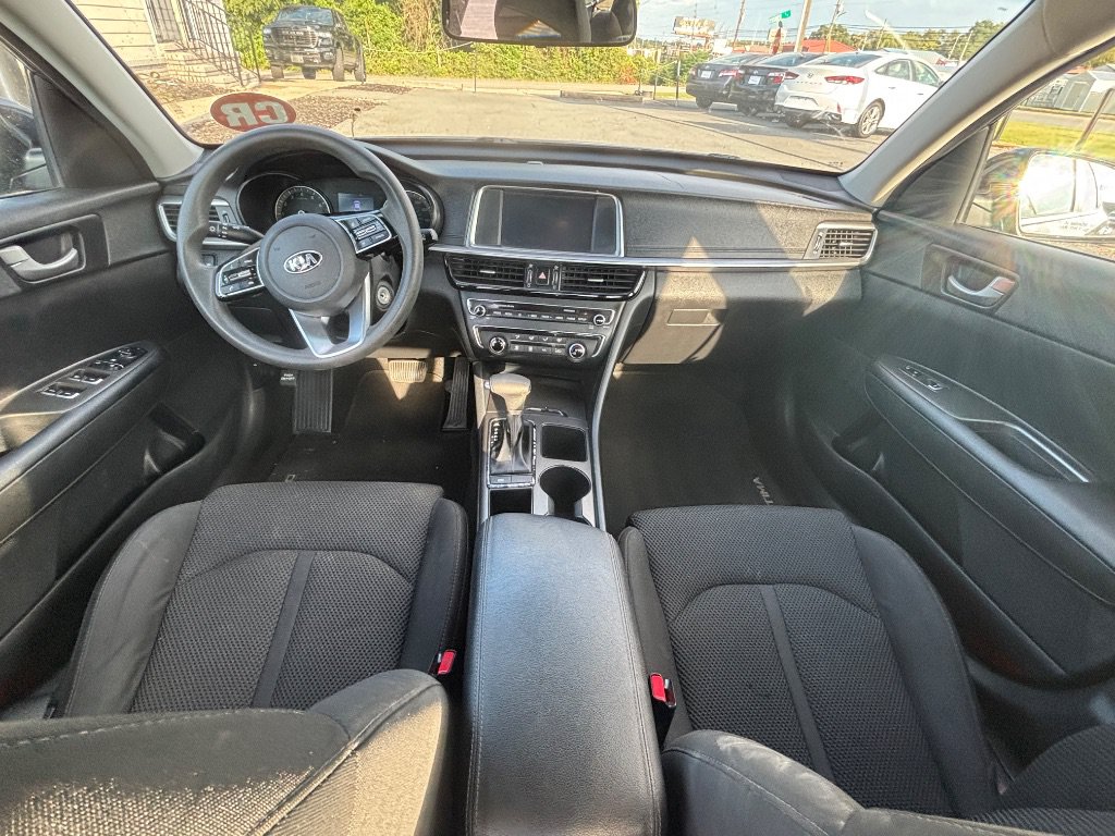 Used 2020 Kia Optima LX FWD image 4