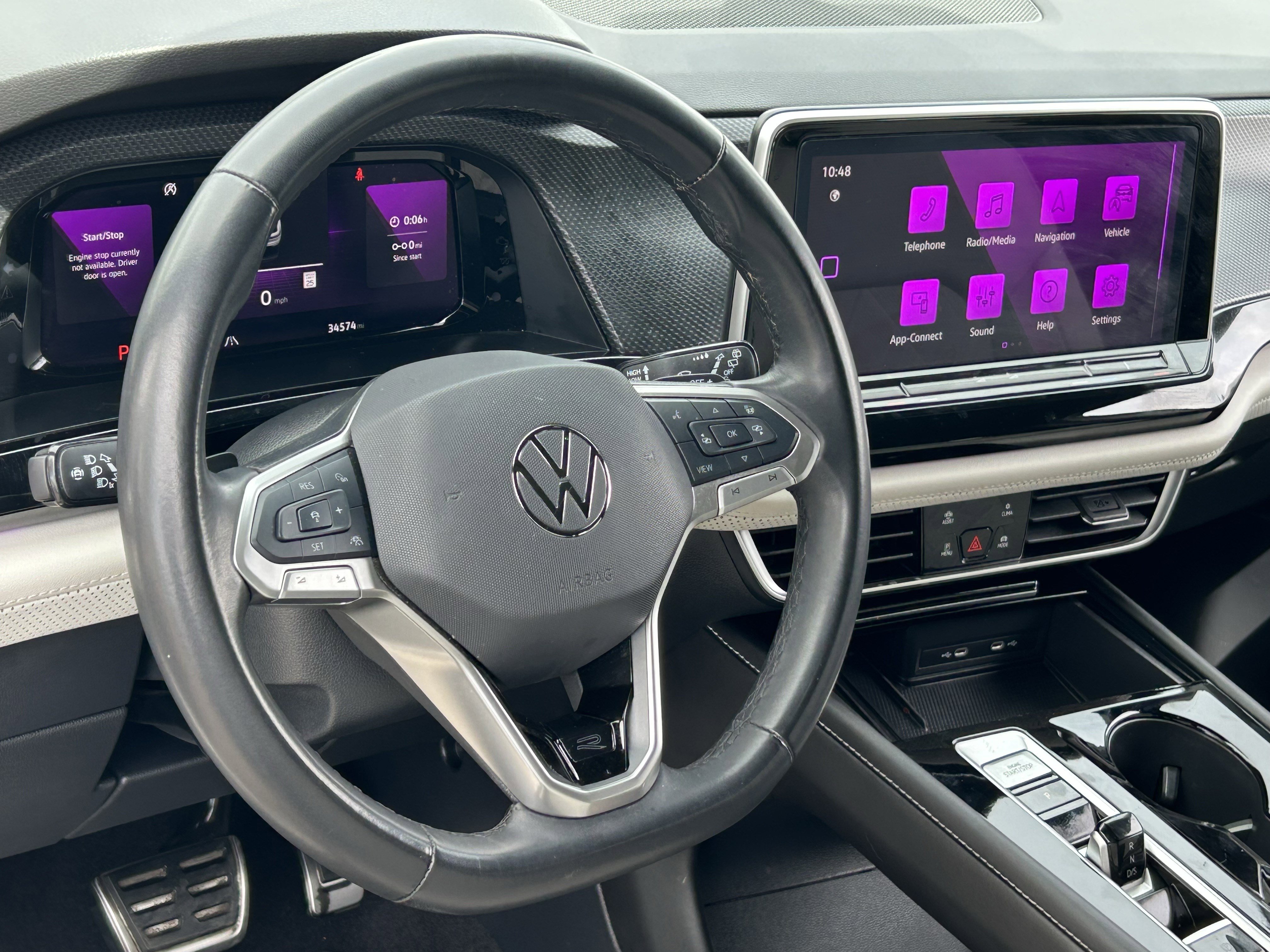 Used 2025 Volkswagen Atlas Cross Sport SEL Premium R-Line AWD/4WD image 25