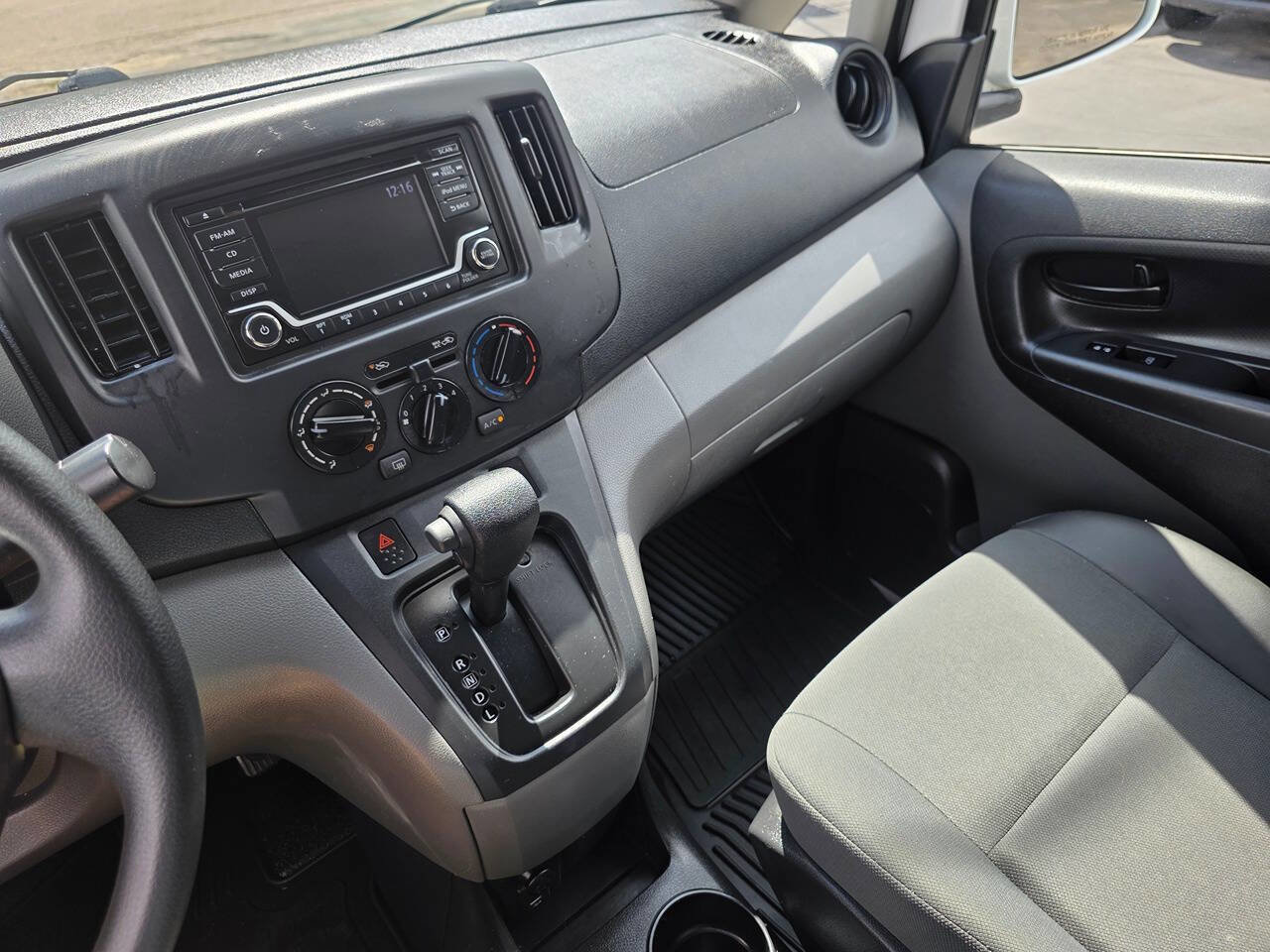 Used 2019 Nissan NV200 SV w/ Back Door Glass Package FWD image 21