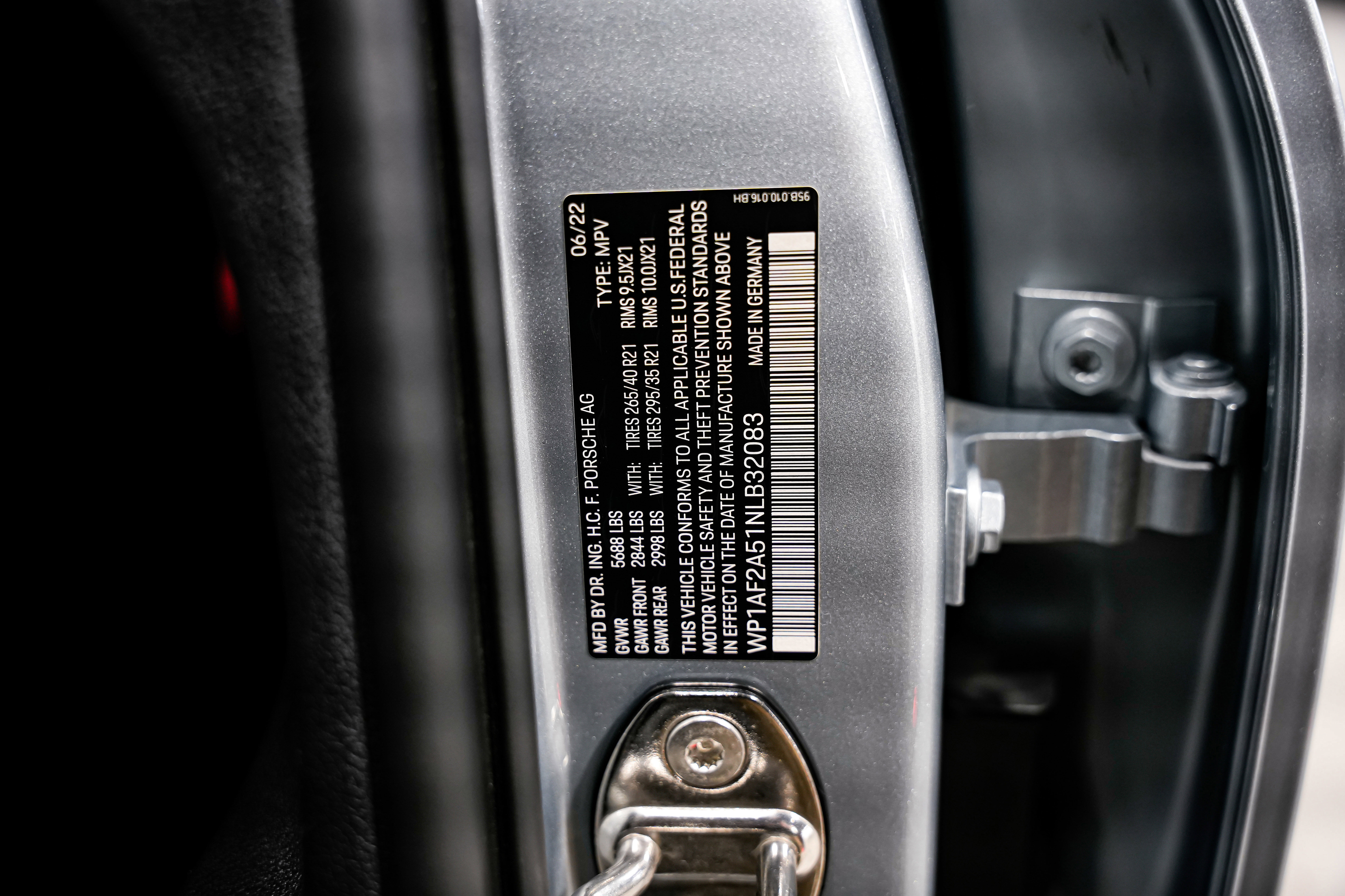 Used 2022 Porsche Macan GTS w/ Sport Chrono Package image 52