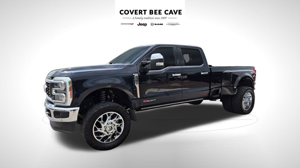 Used 2023 Ford F350 King Ranch w/ Chrome Package image 4