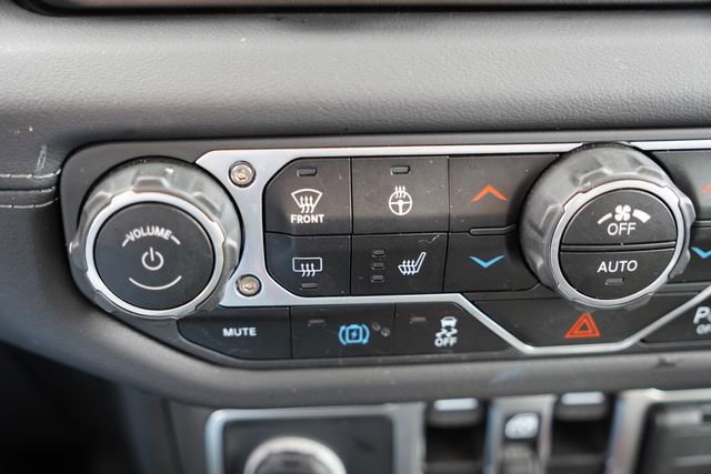 Certified 2025 Jeep Wrangler Unlimited Rubicon 4xe w/ Safety Group image 27