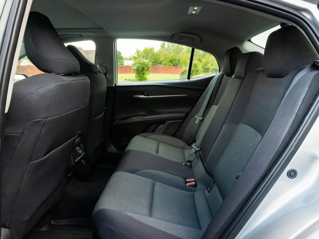 Used 2025 Toyota Camry LE w/ Convenience Package AWD/4WD image 14