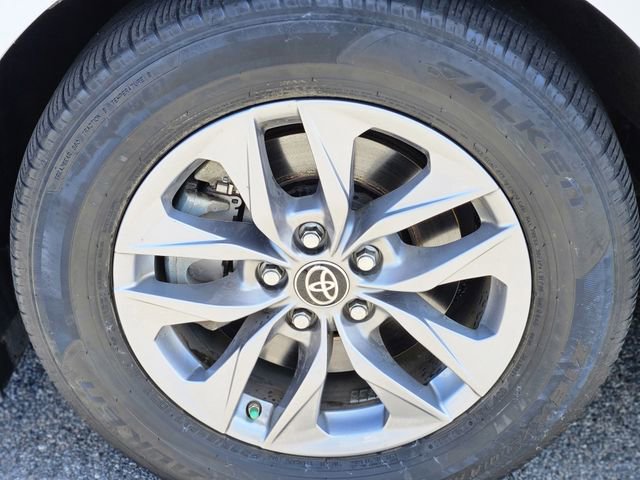 Used 2023 Toyota Sienna XLE image 10