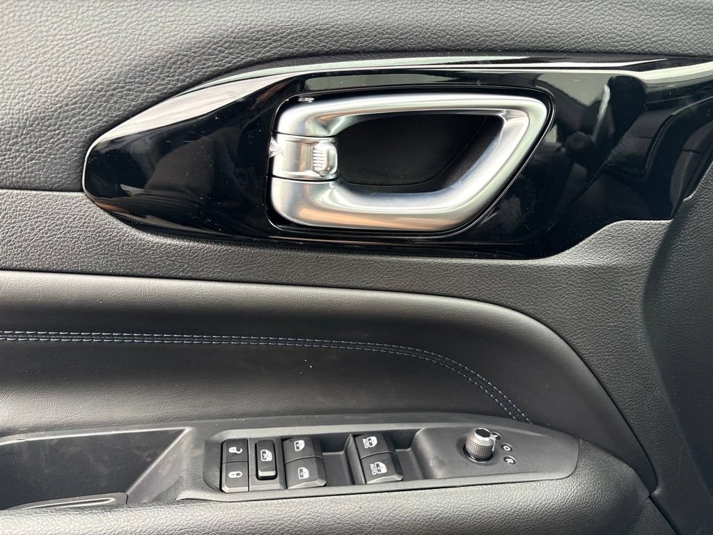 New 2026 Jeep Compass Latitude AWD/4WD image 21