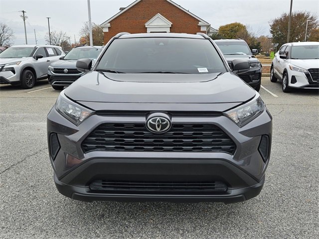 Used 2019 Toyota RAV4 LE image 2